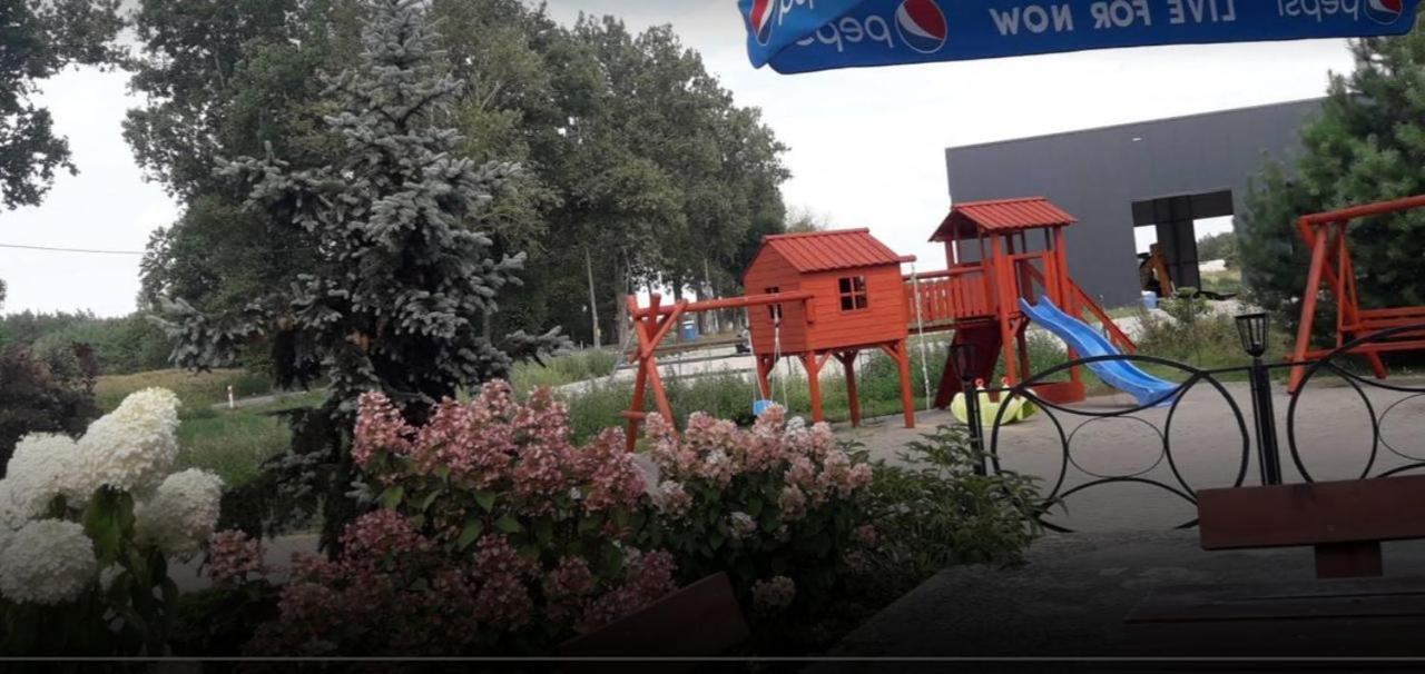 Zajazd Forest Wegrow Exterior photo